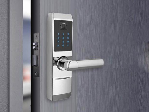 双湖24小时上门开锁公司