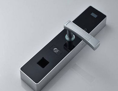 双湖24小时上门开锁公司